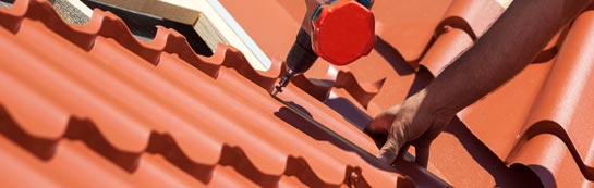 save on Taobh Tuath roof installation costs